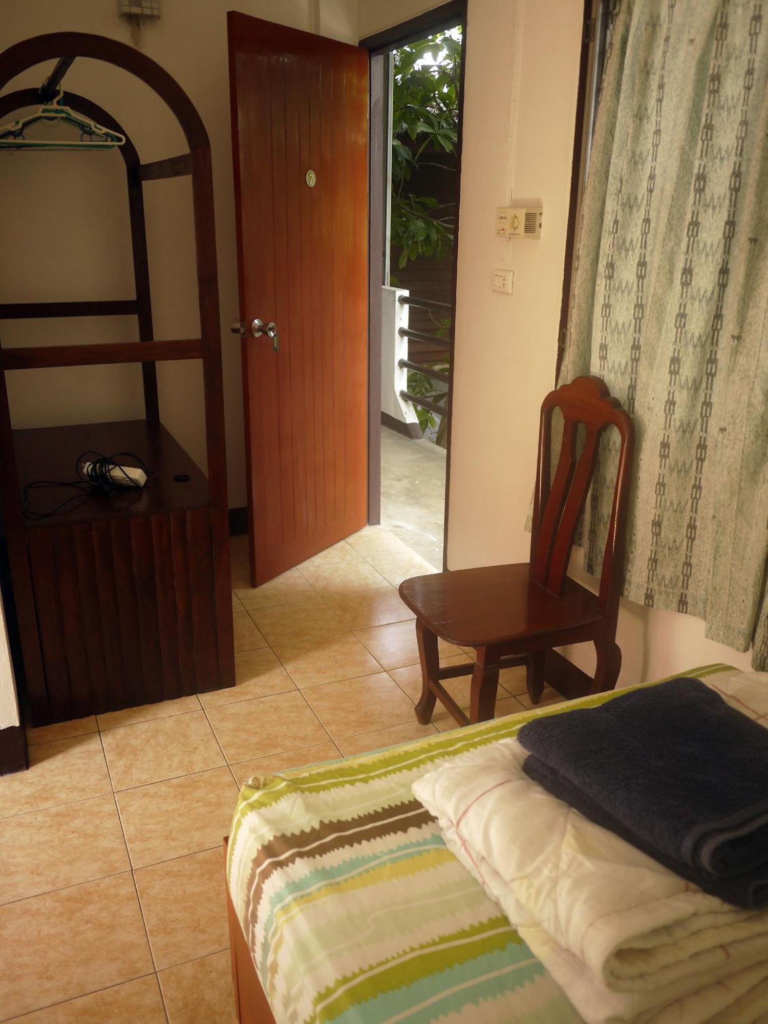 Sarah Guest House Chiang Mai Esterno foto