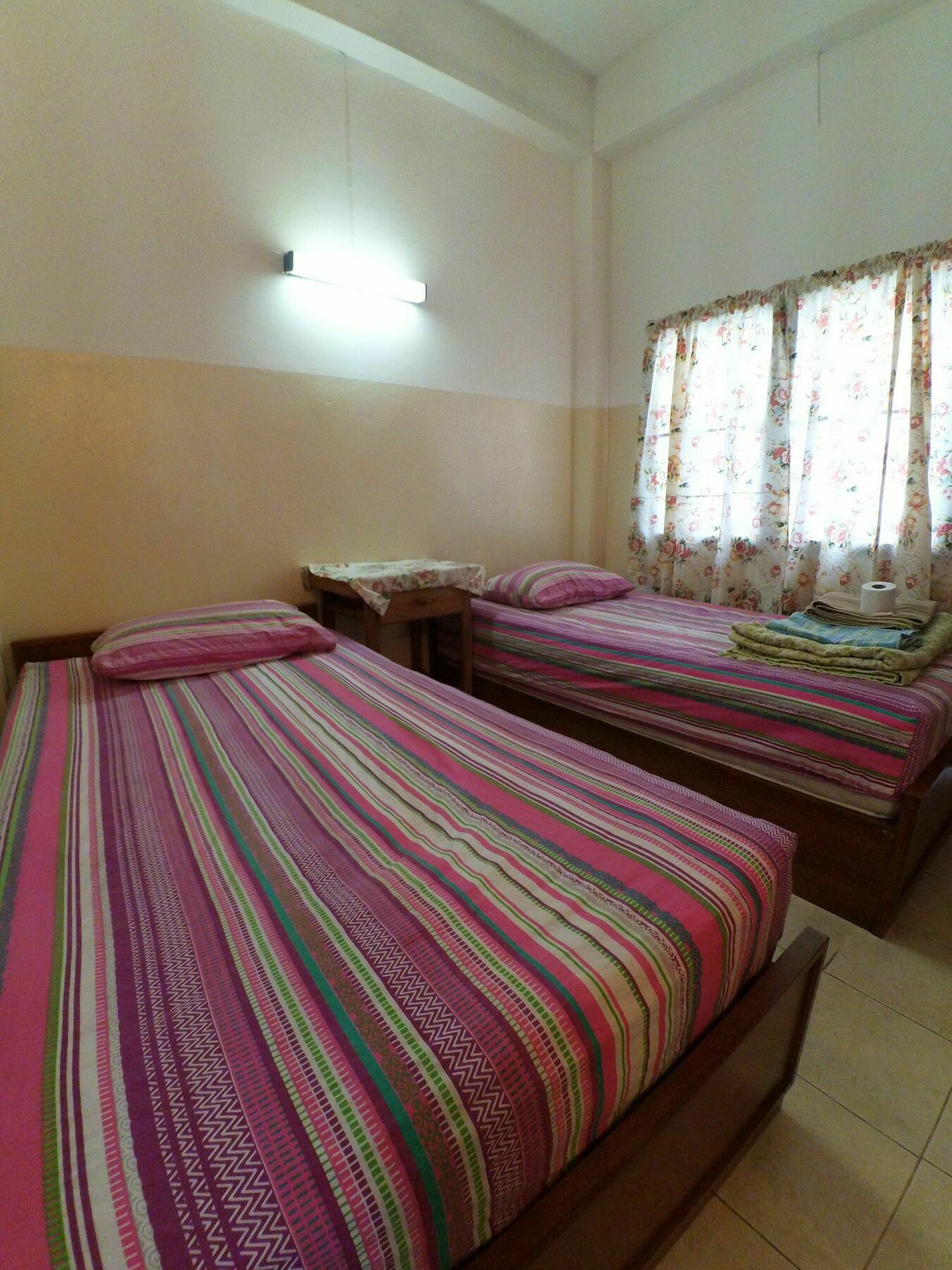 Sarah Guest House Chiang Mai Esterno foto