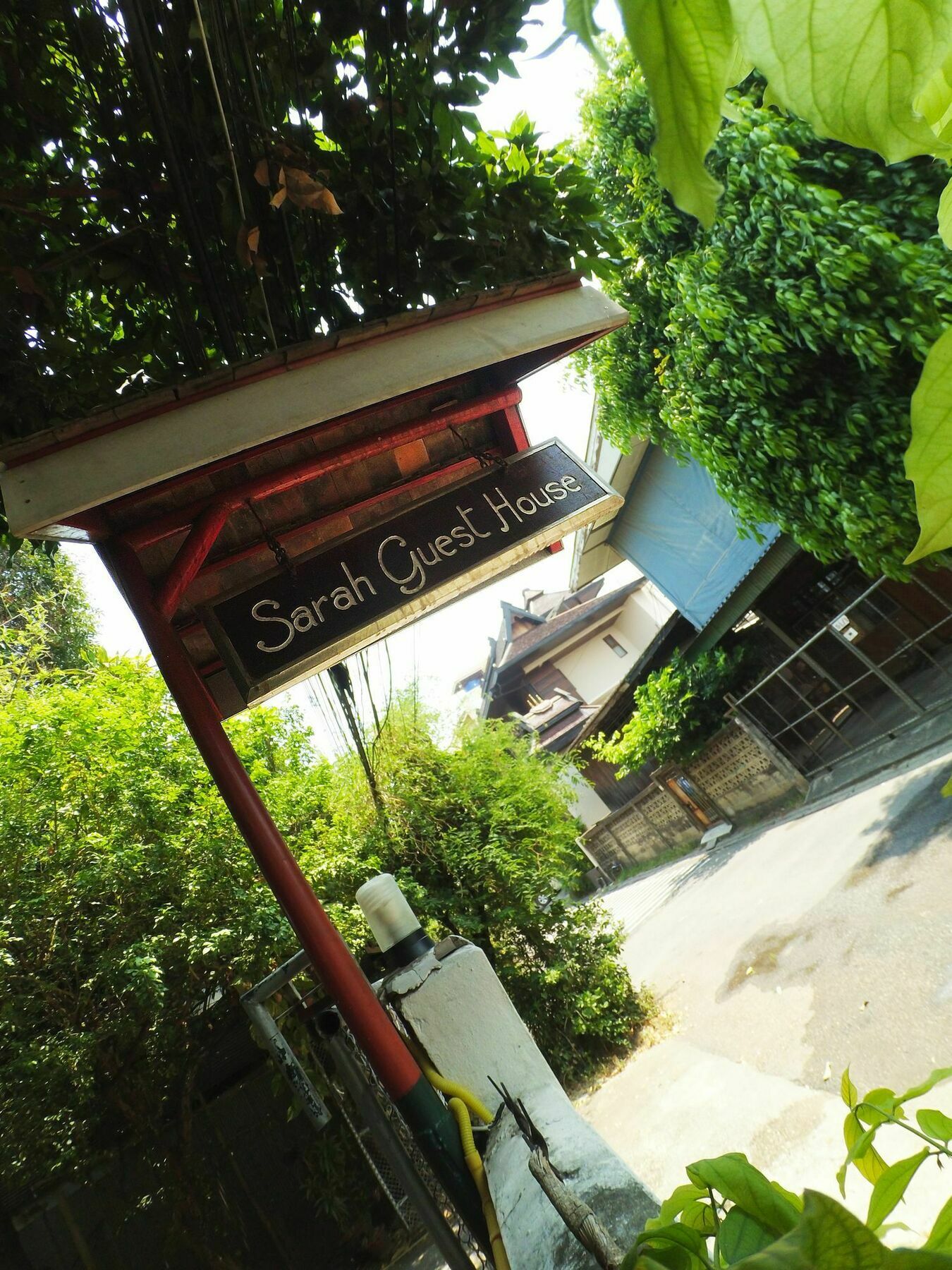 Sarah Guest House Chiang Mai Esterno foto