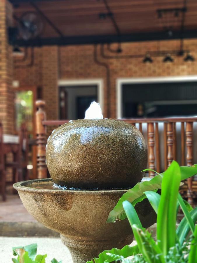 Sarah Guest House Chiang Mai Esterno foto