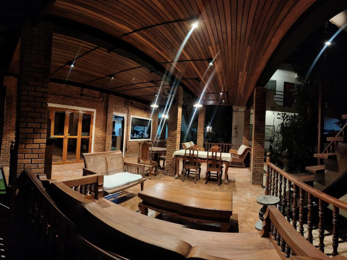 Sarah Guest House Chiang Mai Esterno foto
